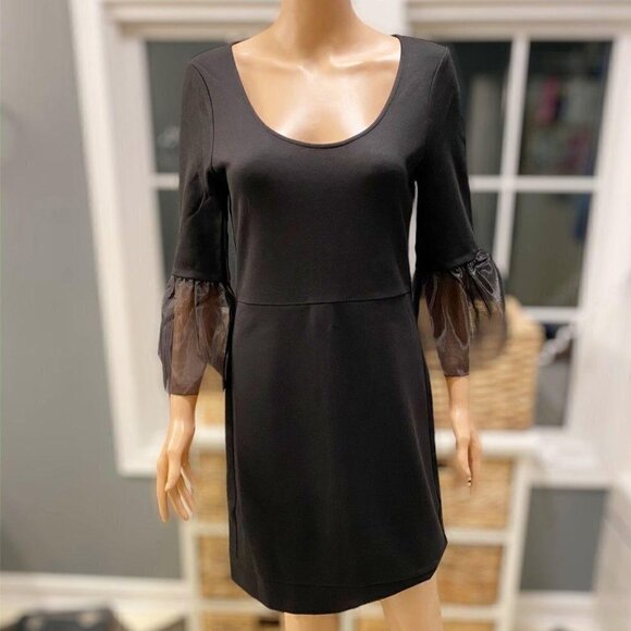 NWT French Connection Dress Bell Sleeves - Picture 1 of 7